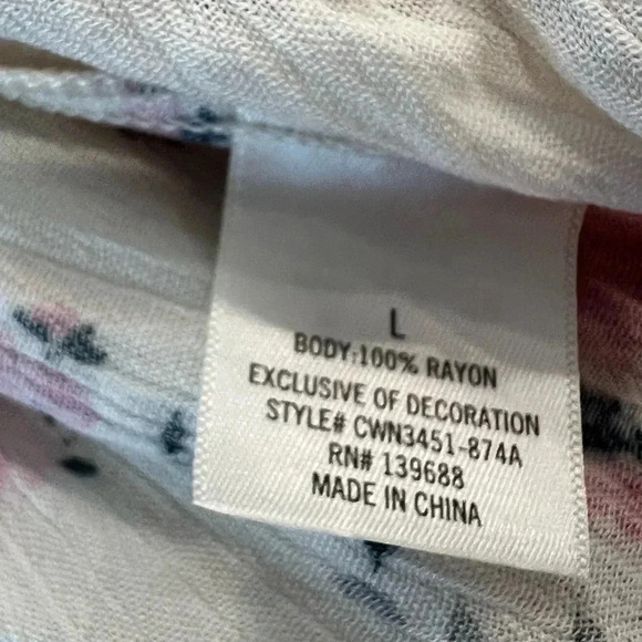 Francesca's Pink Floral Print 3/4 Sleeve Top - Picture 9 of 10